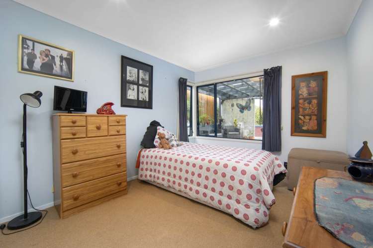 46 Hillwell Drive Henderson Heights_10