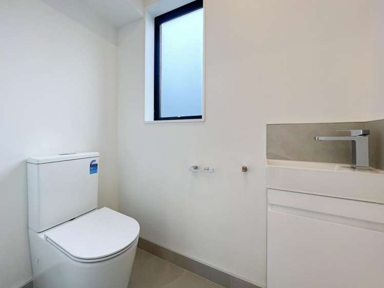 5/5 Peverill Crescent 10695_9