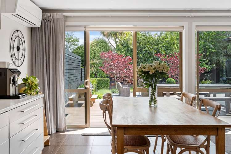 40 Pitcairn Crescent Bryndwr_7