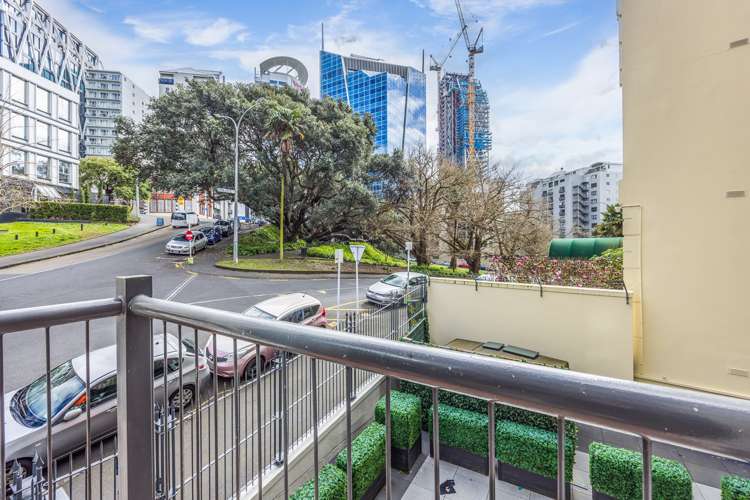 1b/2 Eden Crescent Auckland Central_11