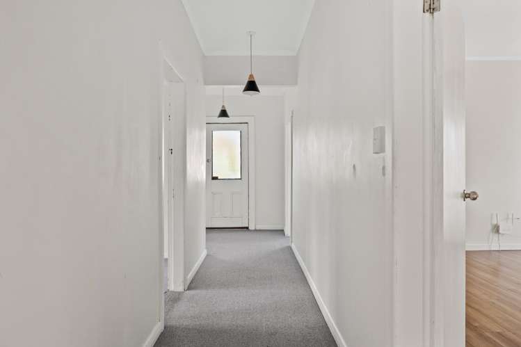 23 Alfredton Road_5