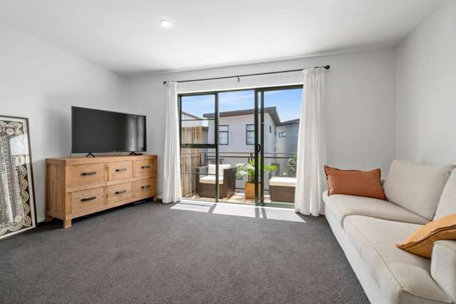 13/42 Holly Street Avondale_1