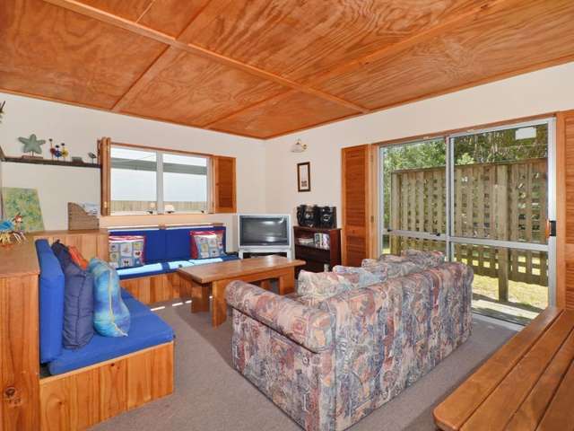 5 Waetford Road Matapouri_3