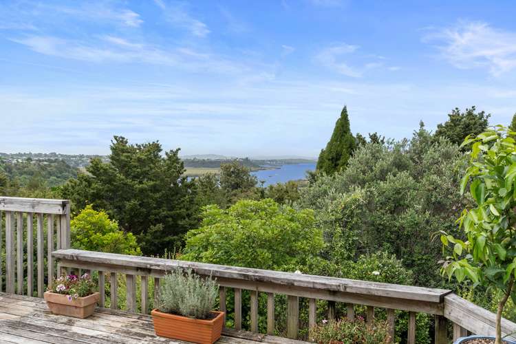 54 Eureka Place Parahaki_14