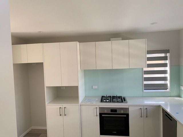 Brand new 3Bedroom house and walk to BBI/ Macleans