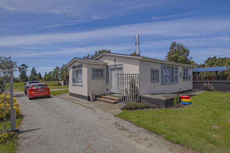 16 Neal Street Temuka_18