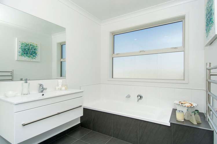 8 Ella Place Papamoa_15