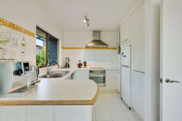 2/23 Commodore Parry Road Castor Bay_8