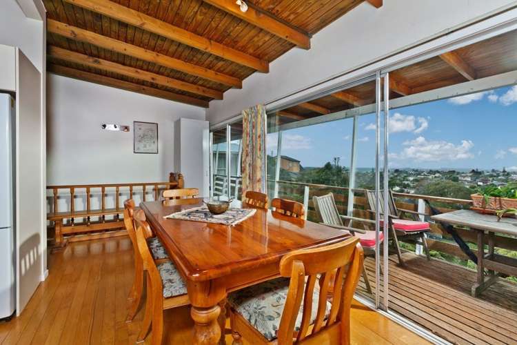 669 East Coast Road Browns Bay_13