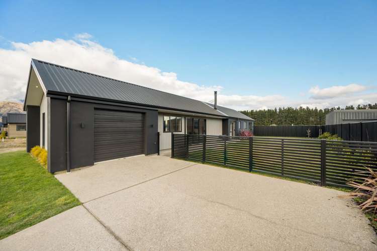 101 Burdon Loop Lake Hawea_20