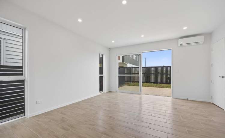 4 Longview Oak Lane, Rosehill Papakura_8