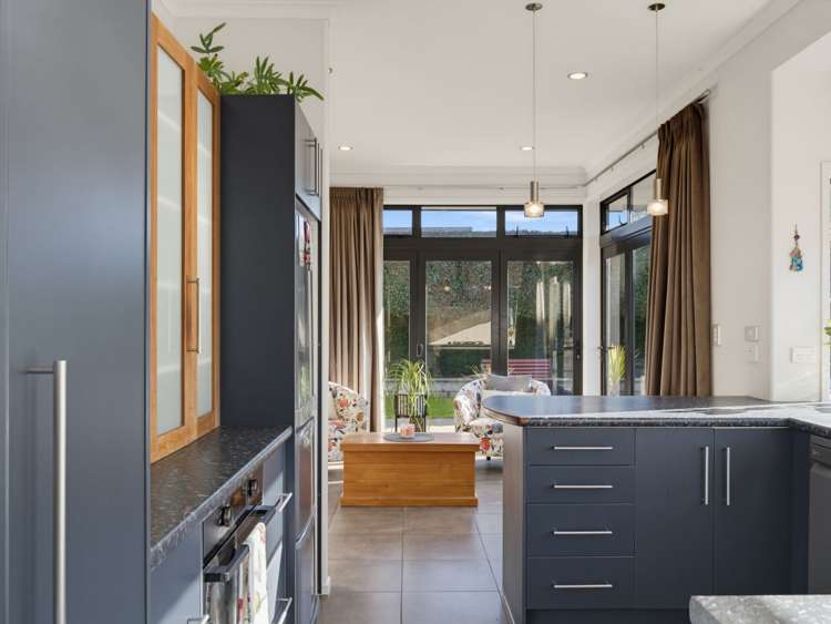 15 Stonebridge Park Drive Holdens Bay_15