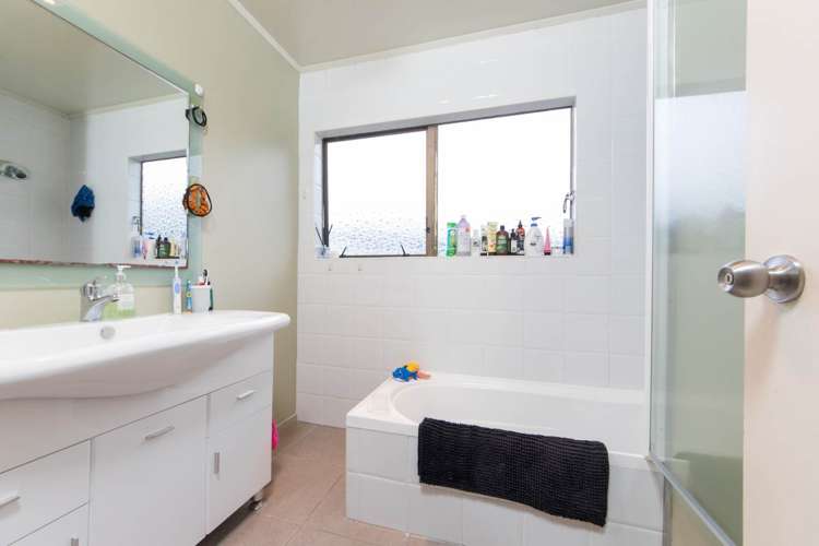 20 Banyan Drive Totara Heights_18