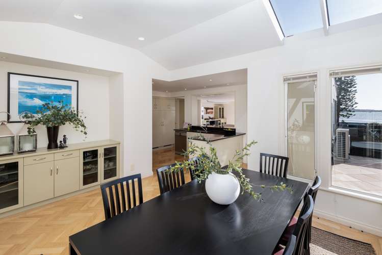 70 Bramley Drive Farm Cove_12