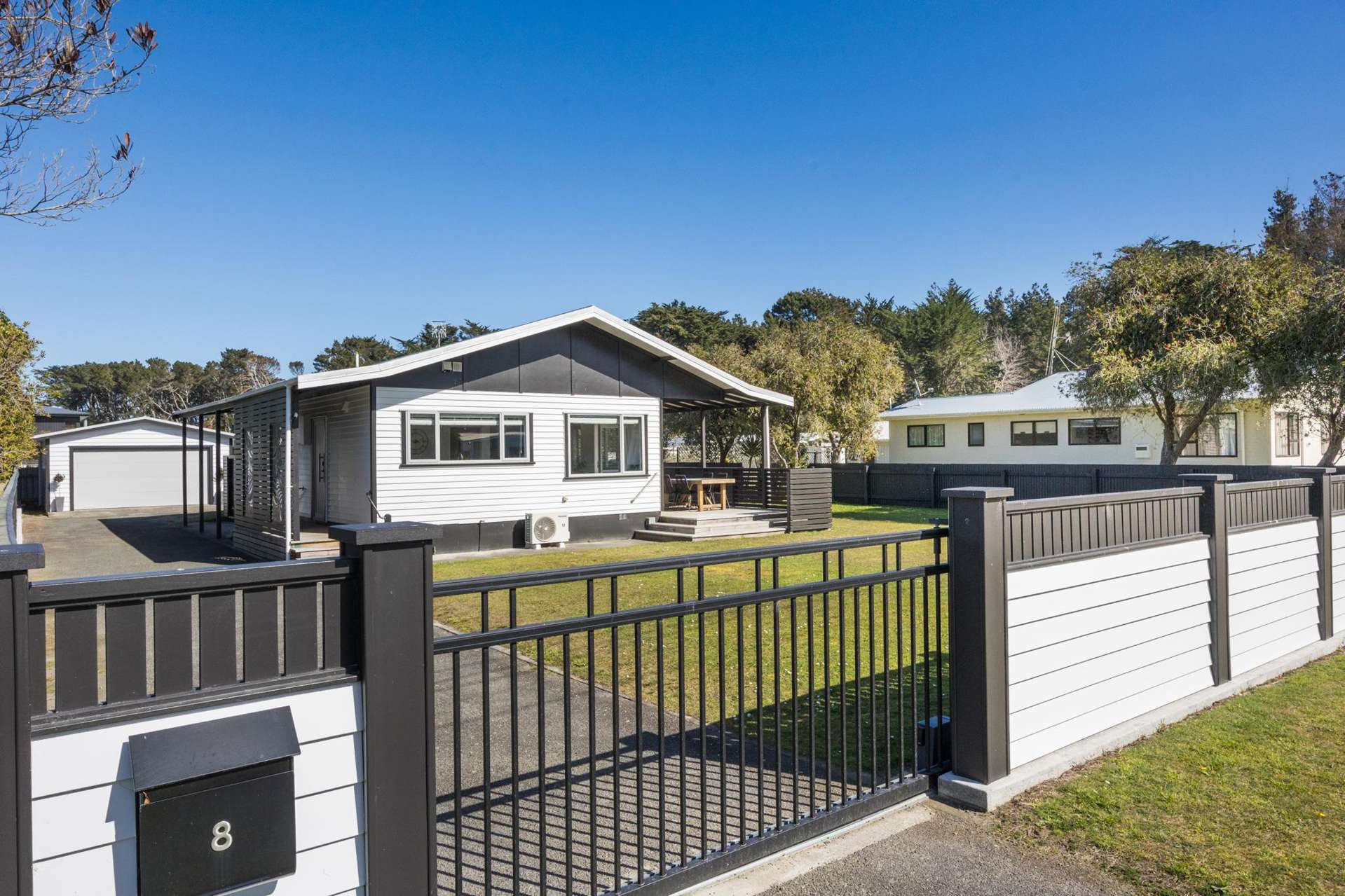 8 Cousins Avenue West Foxton Beach_0