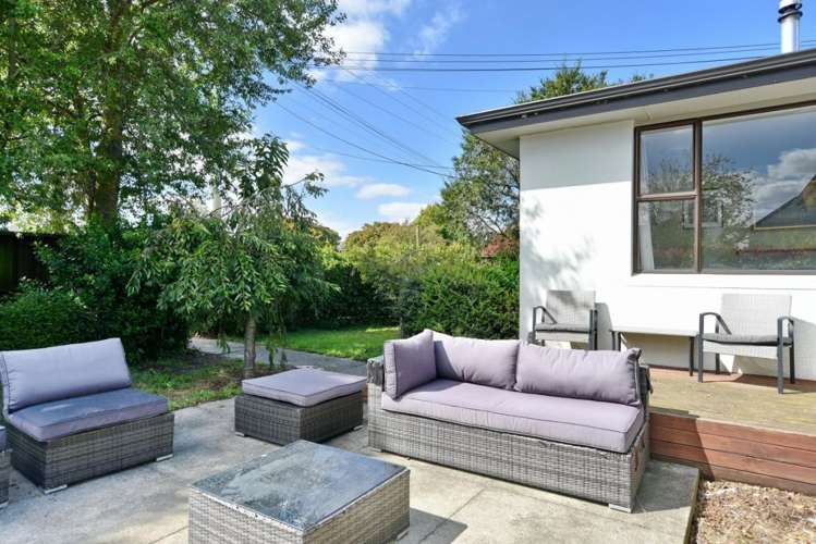 9 Kirk Road Templeton_19