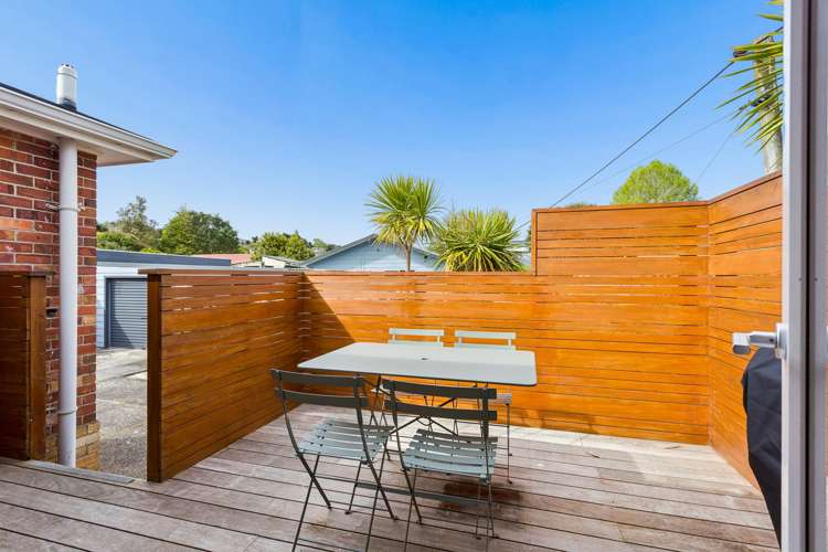 58 Routley Drive Glen Eden_14