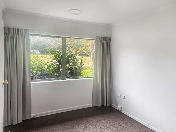150 Upper Fitzherbert Road 10629_9