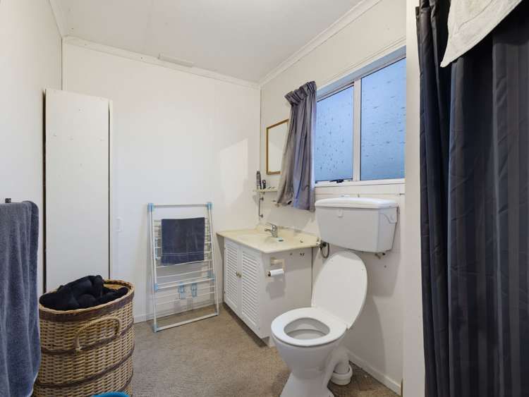 22 Roger Street Pukehangi_18