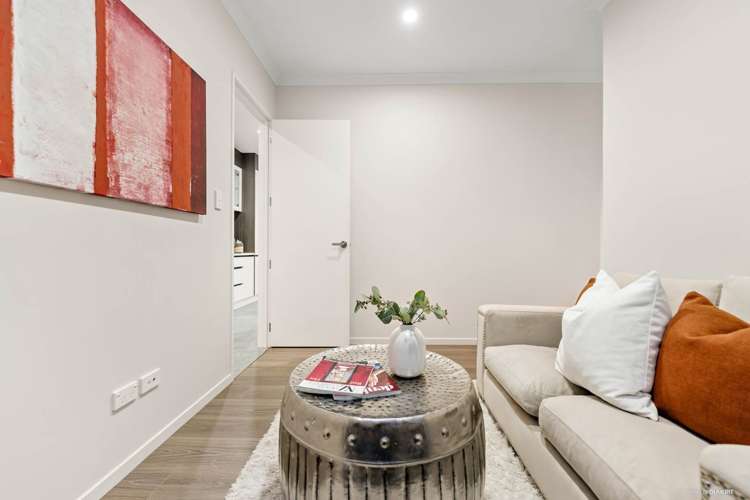 27 Meadowridge Drive Flat Bush_11