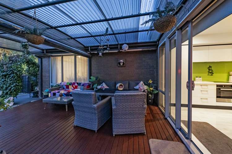 16 Cellars Way Yaldhurst_33