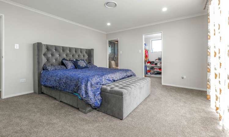 32 Cooladawson Drive Flat Bush_15