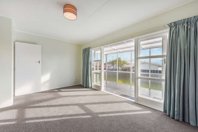 2/25 Kipling Crescent Stoke_7