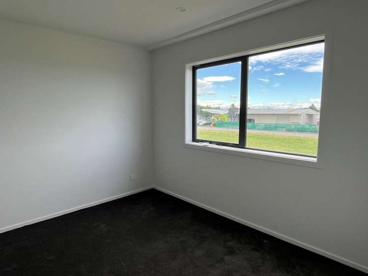 10/1 Lake Bryndwr Lane Burnside_15