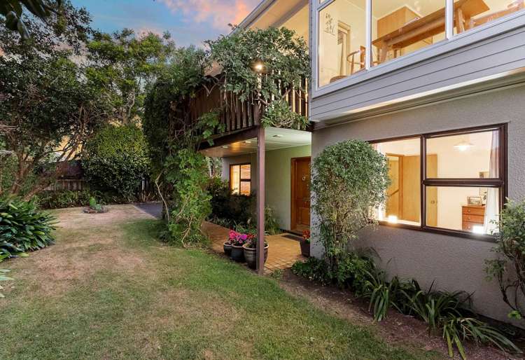 105 The Drive Epsom_9