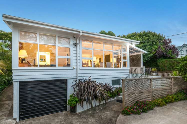 41 Church Street Devonport_16