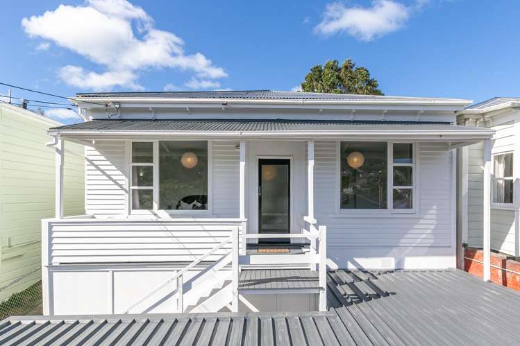 49 Mckinley Crescent Brooklyn_18