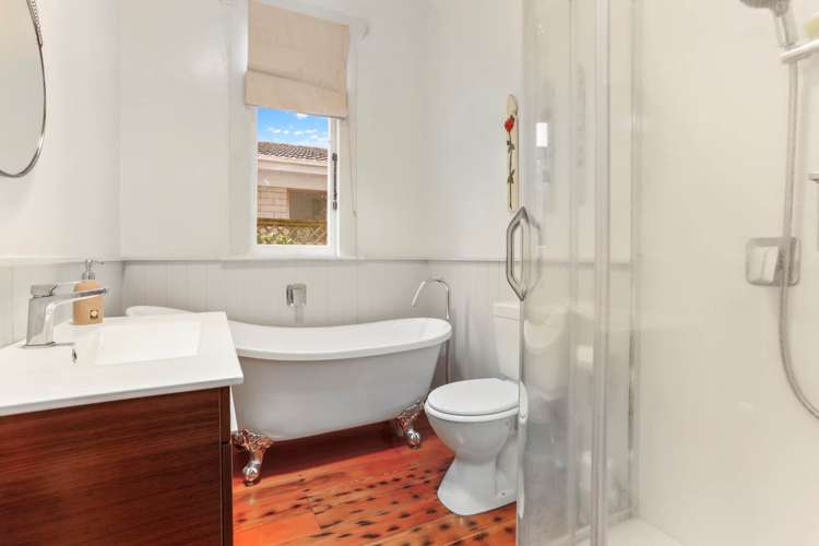 657 Mount Albert Road Royal Oak_10