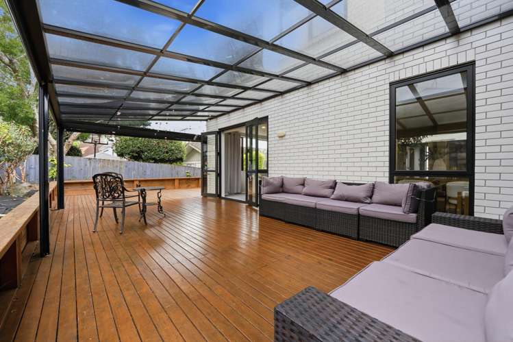 121A Abbotts Way Remuera_32