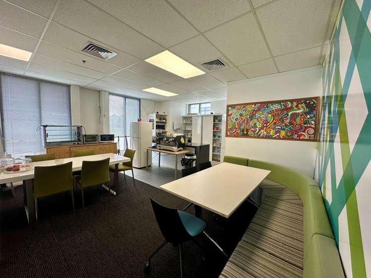 180 Broadway Newmarket_3