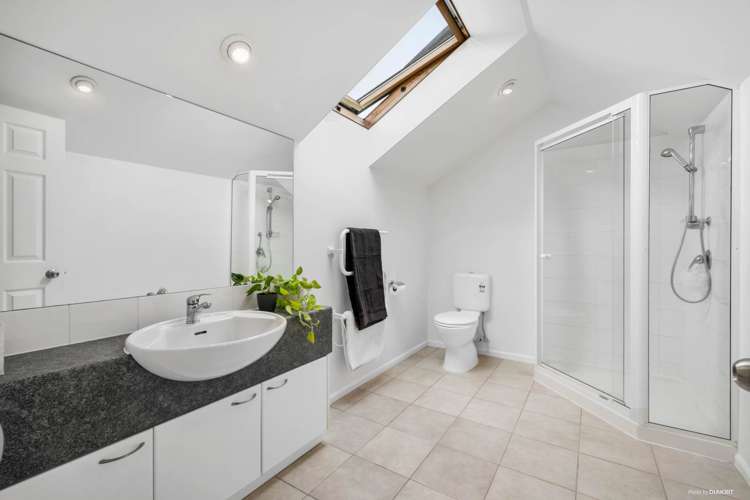 11/52 Taharoto Road Takapuna_13