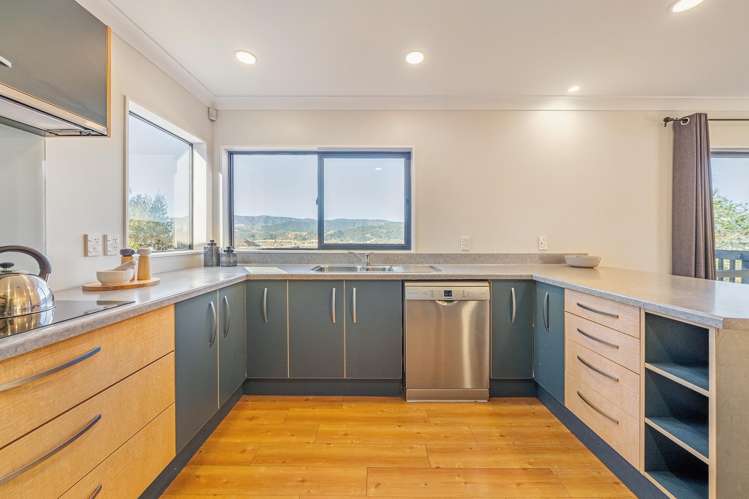 16 Birkinshaw Grove Riverstone Terraces_10