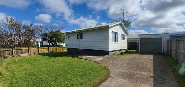 Standalone 2 bedroom home for rent in Papakura