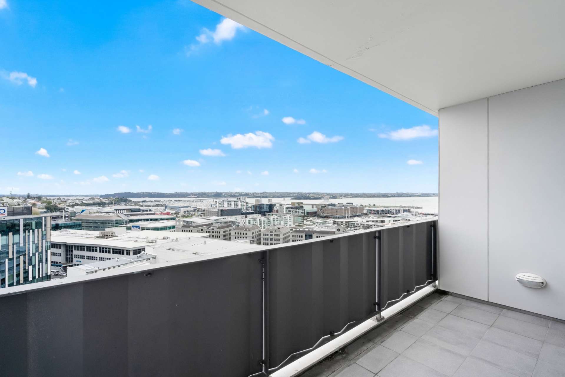 1002/17 Vogel Lane  (inc carpark) 10015_0