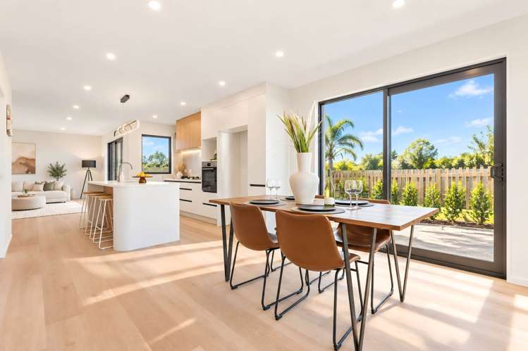 336A Royal Road Massey_14