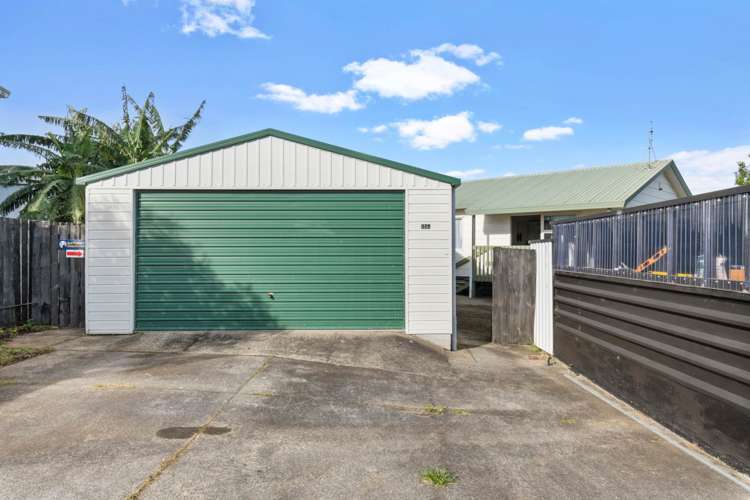 1/10 Kopara Place Clendon Park_15