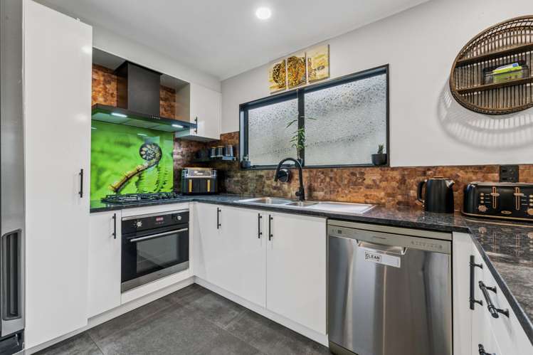 2/22 Merton Avenue Glenfield_8