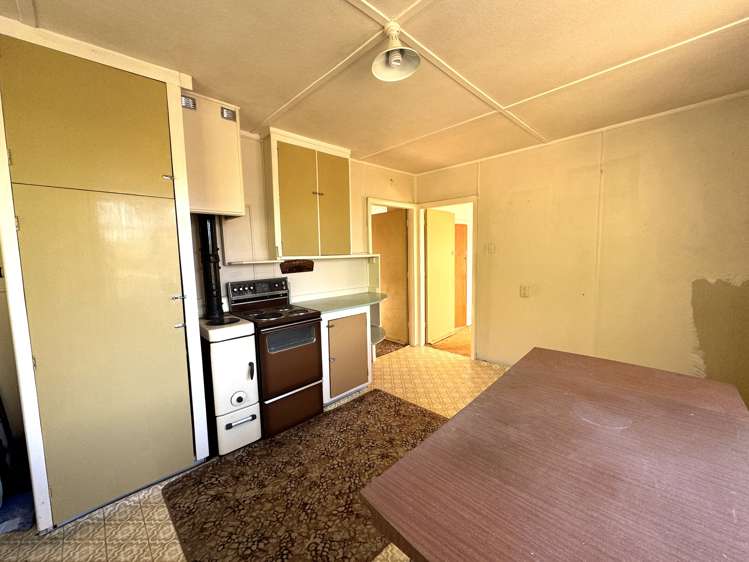 29 Market Street Kaitangata_15