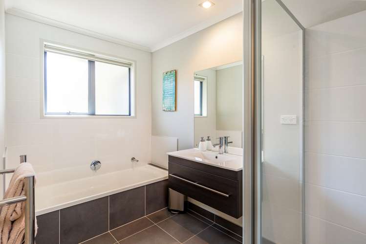 39 Roberta Crescent Orewa_12