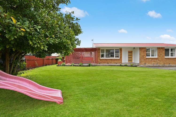 33 Garden Heights Avenue Glenview_20