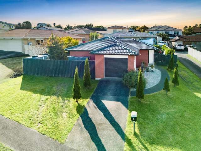 URGENT SALE - OWNERS HAVE UPGRADED!!
