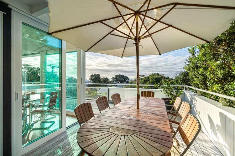 13 Le Roy Road Onetangi_9