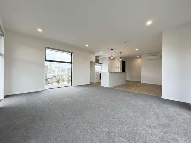 26 Harlequin Drive 11103_3