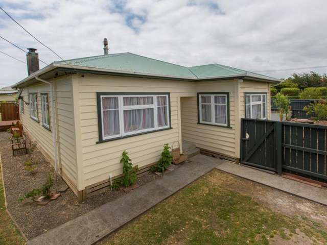 14 Hutchins Street Waitara_1