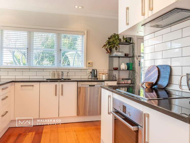 15 Raukawa Grove Trentham_10