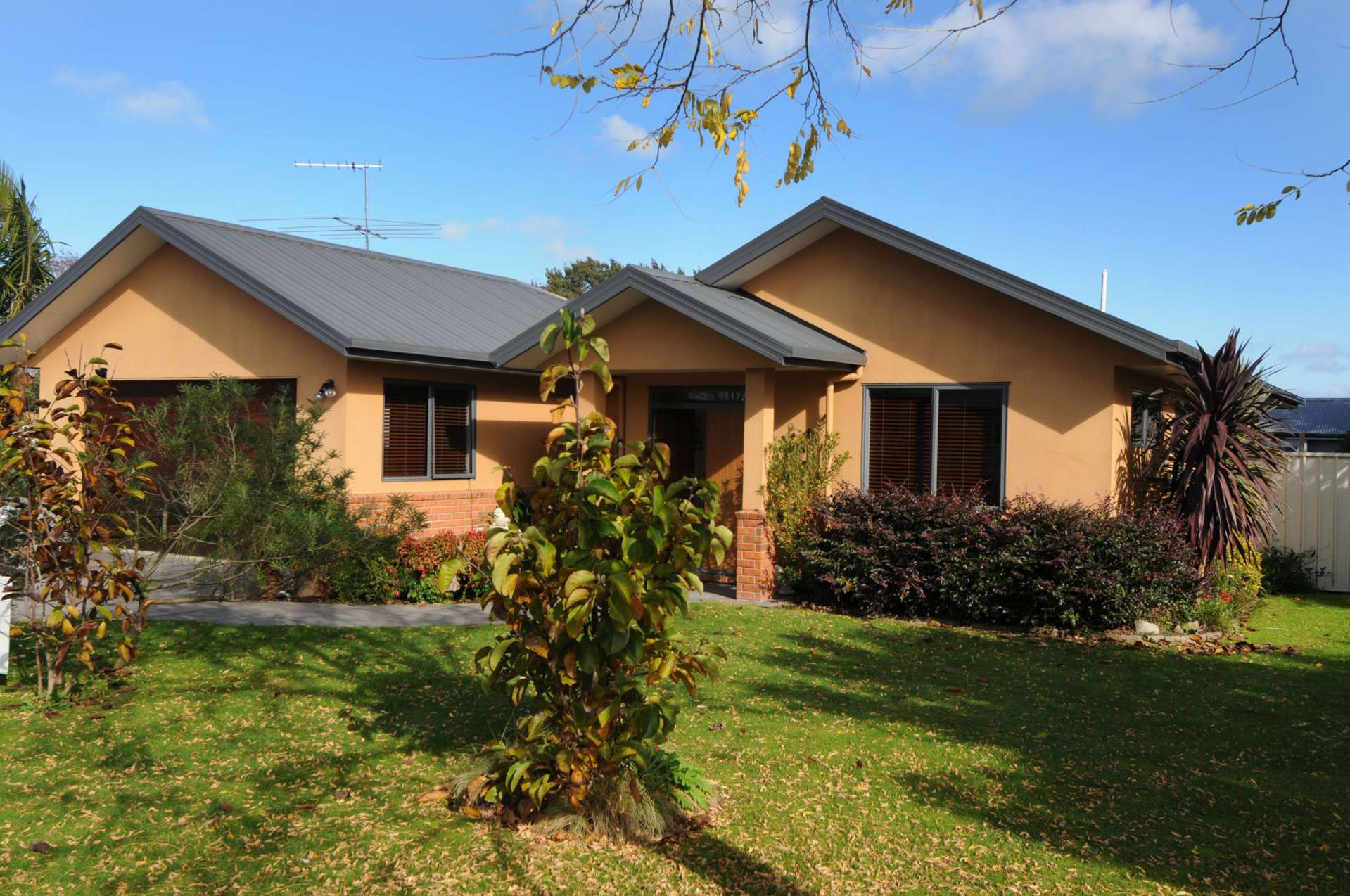 108a Potae Avenue Lytton West Gisborne District Houses for Sale